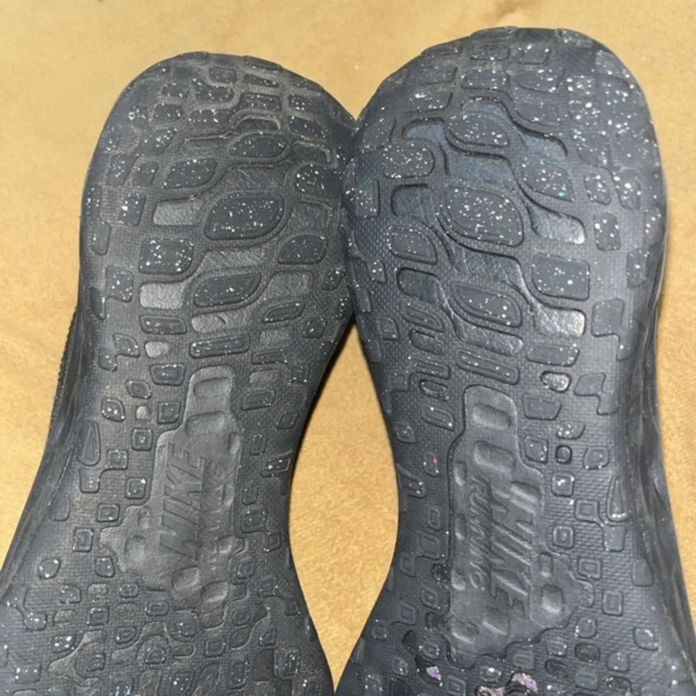 Women's Size 7 Nike Revolution 6‎ NN (GS) Shoes Black Dark Smoke DD1096-001 Gym